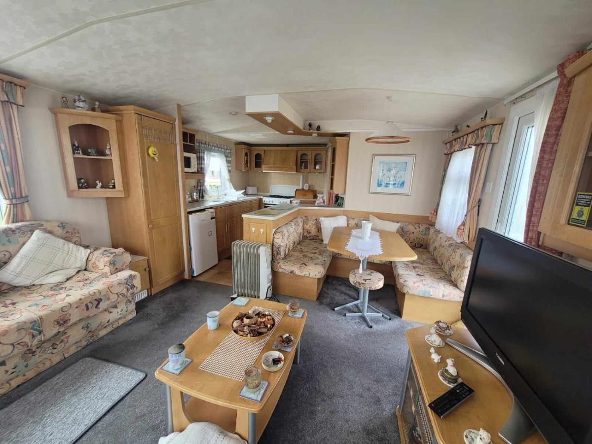 S313 3 Bed Caravan Golden Palm شابيل سانت ليوناردز المظهر الخارجي الصورة