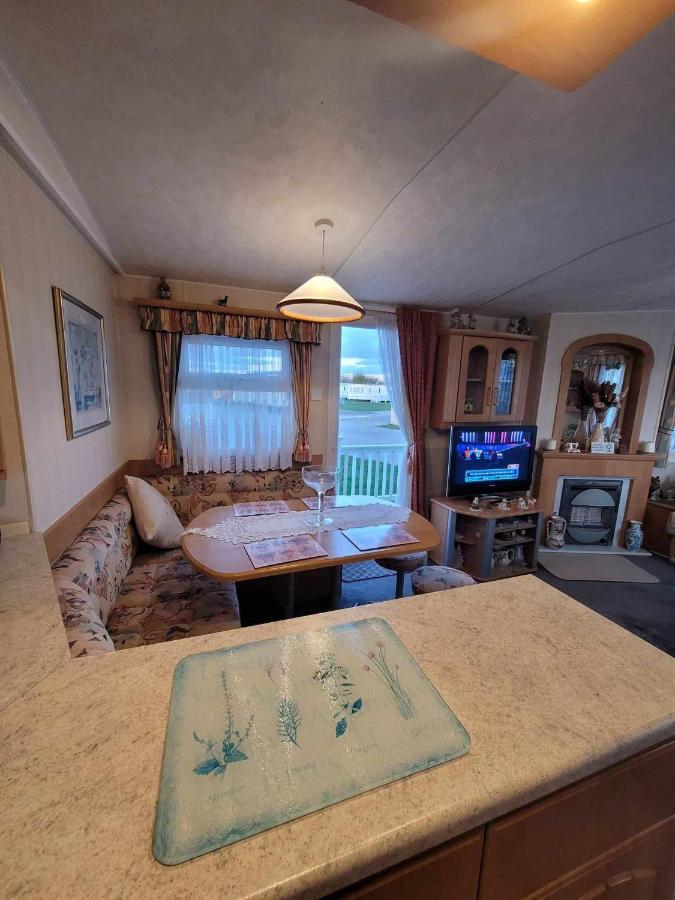 S313 3 Bed Caravan Golden Palm شابيل سانت ليوناردز المظهر الخارجي الصورة